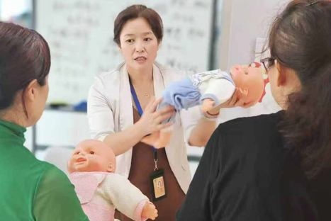 成都早教育婴指导师报考费用多少钱？